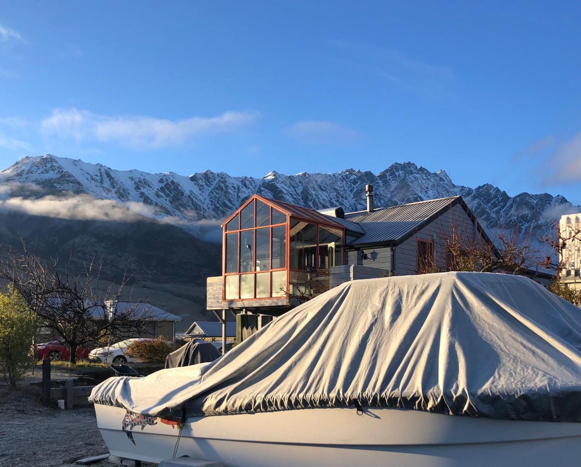 Qt Inntouch Queenstown Eksteriør bilde