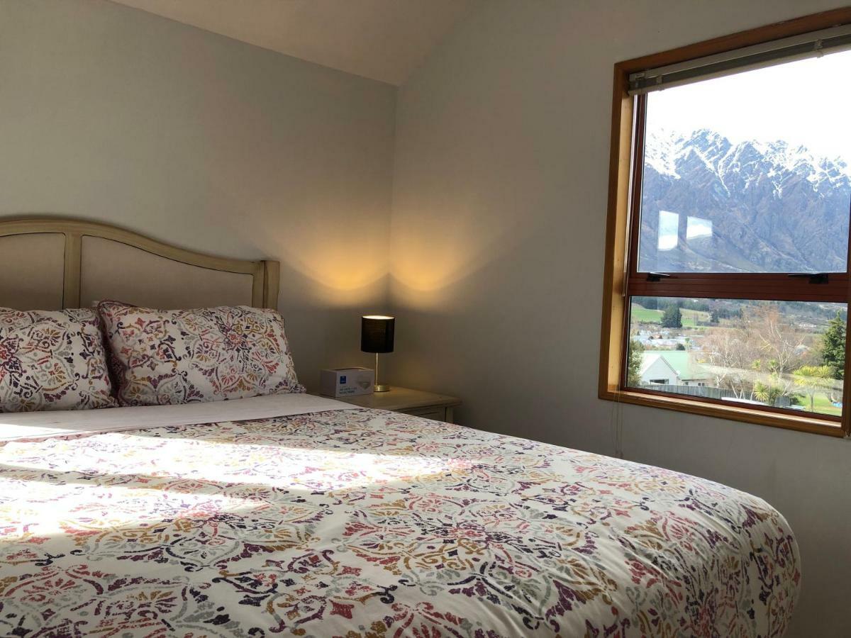 Qt Inntouch Queenstown Eksteriør bilde